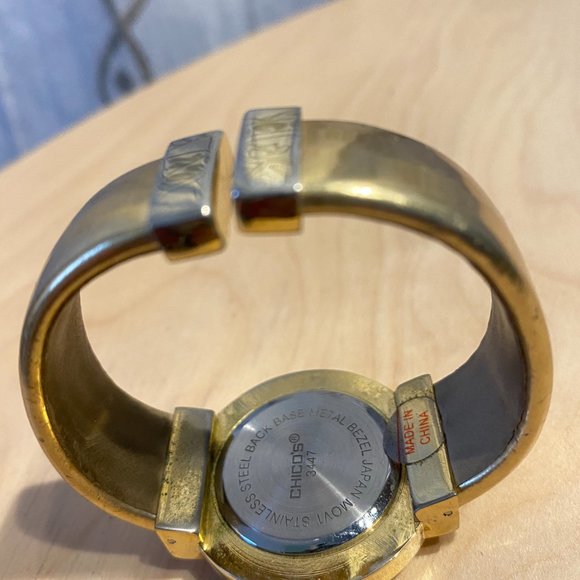 CHICO'S Women's Gold Cuff Band White Face. Needs new battery. - Picture 2 of 3